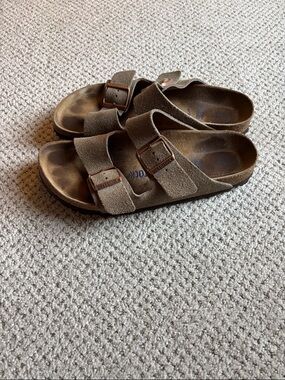 Birkenstock rose gold buckle suede Slide Sandal